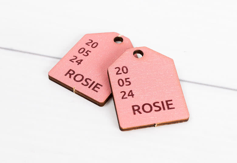 Candy necklace with engraved wooden label - set of 12